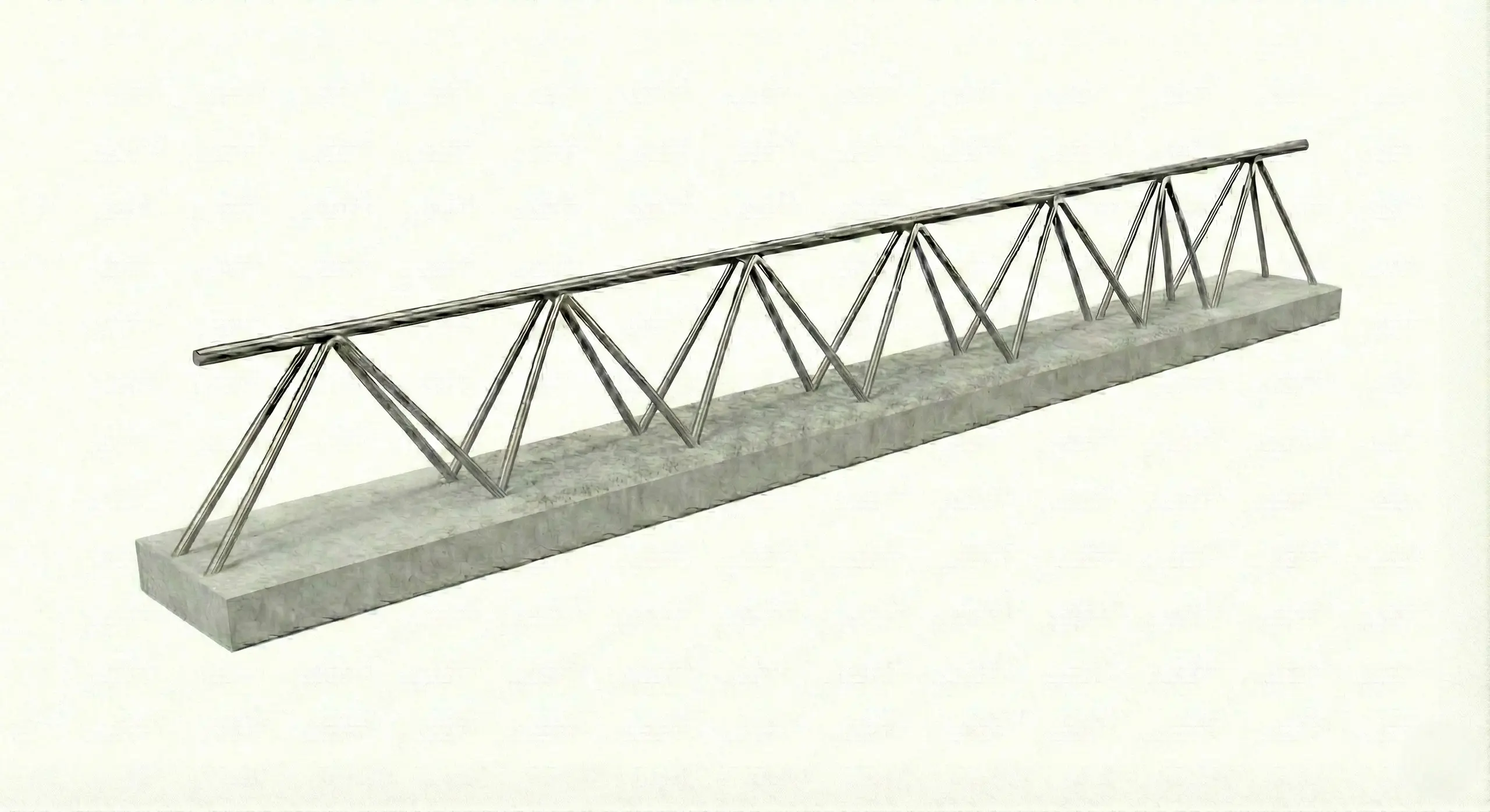 Metalowe trójkątne figury zbrojeniowe na bloczku betonowym, Strzemiona i figury